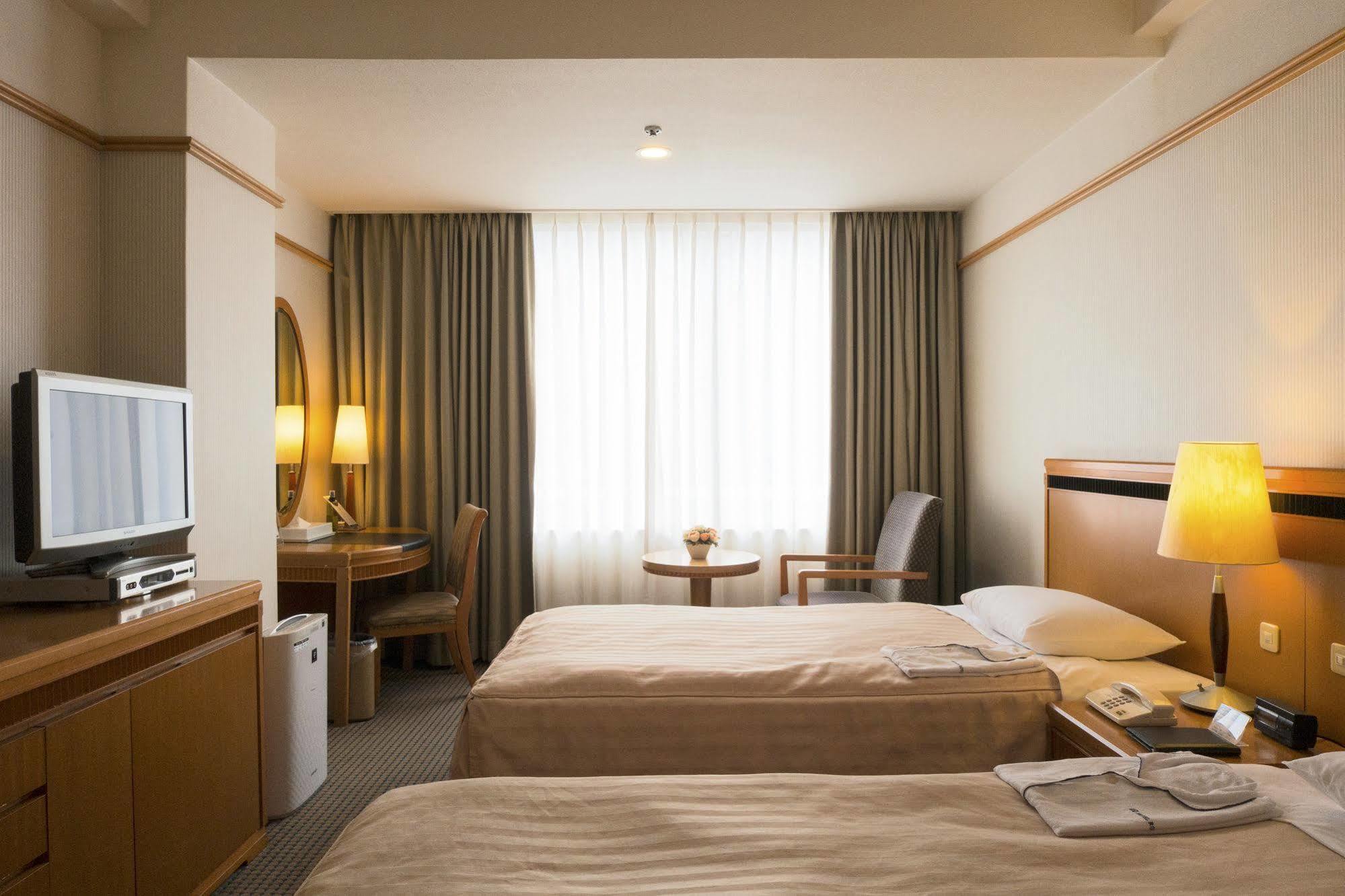 Orion Hotel Naha Buitenkant foto